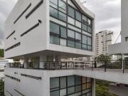 Se vende moderna casa en Lomas Country Club