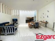 Se vende moderna casa junto al campo de golf en Lomas de...