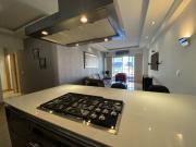 SE VENDE MODERNO APARTAMENTO EN LAS MERCEDES