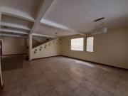 SE VENDE MUY HERMOSA Y ACOGEDORA CASA EN VALLE DORADO,...