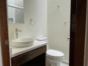 SE VENDE MUY HERMOSA Y MUY AMPLIA CASA EN LA HERRADURA,...