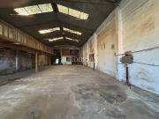 SE VENDE NAVE USO COMERCIAL O INDUSTRIAL EN EL CENTRO DE...