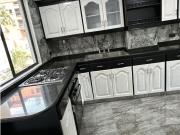 Se vende o permuta apto en Cristales