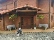 SE VENDE O PERMUTA LINDA CASA CAMPESTRE EN CALI DAPA...