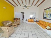 SE VENDE O SE ALQUILA LINDA CASA DE PLAYA EN PALILLOS
