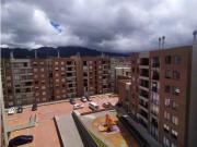 SE VENDE O SE ARRIENDA APTO DE TRES HABITACIONES,...