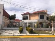 SE VENDE O SE RENTA HERMOSA CASA EN EXCLUSIVO...