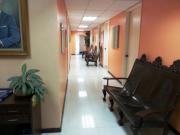 Se vende oficina 218m2 Los Palos Grandes 0994