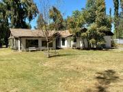 Se vende parcela con centro de Evento