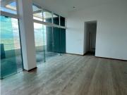 SE VENDE PH EN OASIS DE LA LAGUNITA