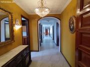 SE VENDE PISO AMPLIO CON VISTAS A LA PLAZA DE LA MILAGROSA!