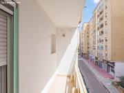 SE VENDE PISO DE UN DORMITORIO CON BALCÓN JUNTO AL PASEO...