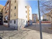 Se vende piso OKUPA en Calle Cáceres 18 de Badalona...