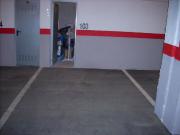 SE VENDE PLAZA DE GARAJE, POCOS VECINOS