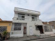 Se vende propiedad rentera en Alborada 1