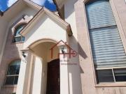 SE VENDE RESIDENCIA EN FRACC. JARDINES DE VERSALLES, EN... SE VENDE RESIDENCIA EN FRACC. JARDINES DE VERSALLES, EN...