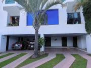 SE VENDE RESIDENCIA EN FRACCIONAMIENTO BUGAMBILIAS...