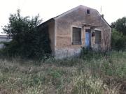 SE VENDE SOLAR DE 3300 M2 CON UNA CONSTRUCCION DE 70 M2...