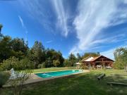 Se vende solida y amplia casa en Sagrada Familia, 5...