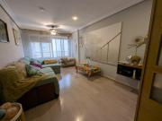 SE VENDE TERCER PISO CON ASCENSOR, ZONA SECTOR V!