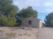 SE VENDE TERRENO CON CASA DE APERO EN EL TOMILLAR