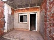 Se vende terreno con dos viviendas nuevas en Miranda