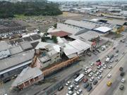 Se vende terreno con edificación en Av J T Marengo