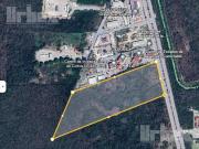 SE VENDE TERRENO GRANDE FRENTE AL AEROPUERTO Y SALIDA...