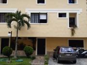 Se vende Townhouse 290m2 Oripoto 1668