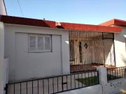 Se vende una casa + 2 deptos