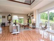 Se vende una casa con alma: elegancia, luz y vistas en...