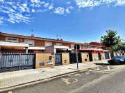 Se vende Unifamiliar en Avenida Primero de Mayo