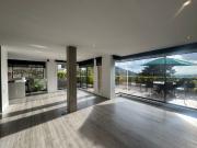 SE VENDE Y ARRIENDA APARTAMENTO EN SANTA ANA 230m2...