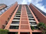 Se vende/alquila Apto 180m² 3h+s/2b+s/2p Los Dos Caminos