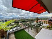 Se vende Apto PH 200 m² 2h/3b/2p en La Castellana. El...