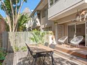 Sea Point Spacious 2 Bedroom apartment with own terrace,...