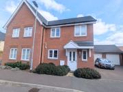 Seaforth Gardens, Bedford MK40, 3 bedroom terraced house...