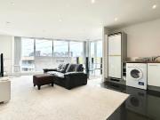 Seagull Lane, London E16, 2 bed flat to rent, £2,500 pcm...