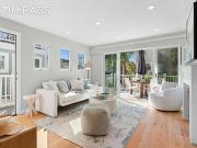 Seaside contemporary apartment with terrace