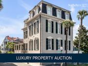 Seaside house with pool and garden