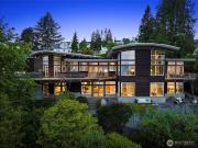 Seaside property with garden