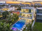 Seaside property with pool