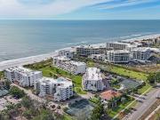 Seaside villa with pool