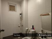 Season Apartment Larkin