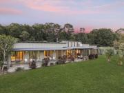 Secluded acreage living with mountain views and horse...