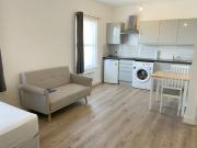 Second floor studio flat available on High St E17