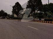 Sector C2 10 Marla Boulevard Category Plot 100% Solid Land