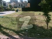 Sector F3 10 Marla Street Corner Plot With 5 Marla Extra...