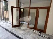 Sector F 8 Luxurious 5 Spacious Bedrooms House