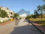 Sector F 8 Marla Sun Facing Solid Land Park Face...